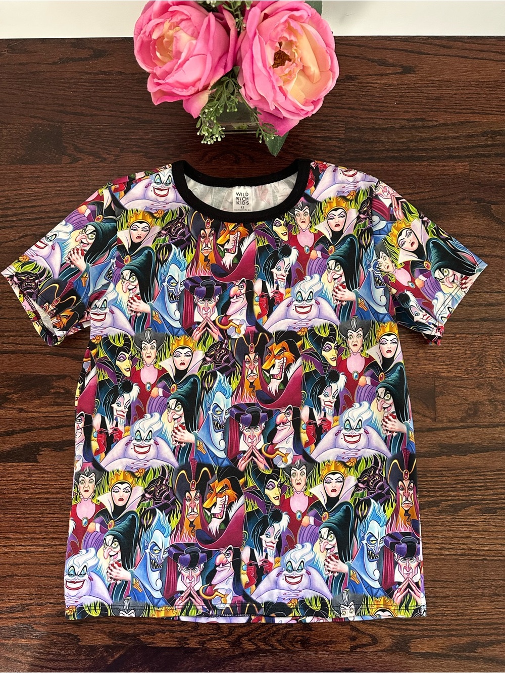 Wild Rich Kids villains tee shirt, size 12